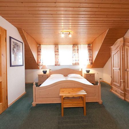 Hotel Gruner Baum Линдау Экстерьер фото